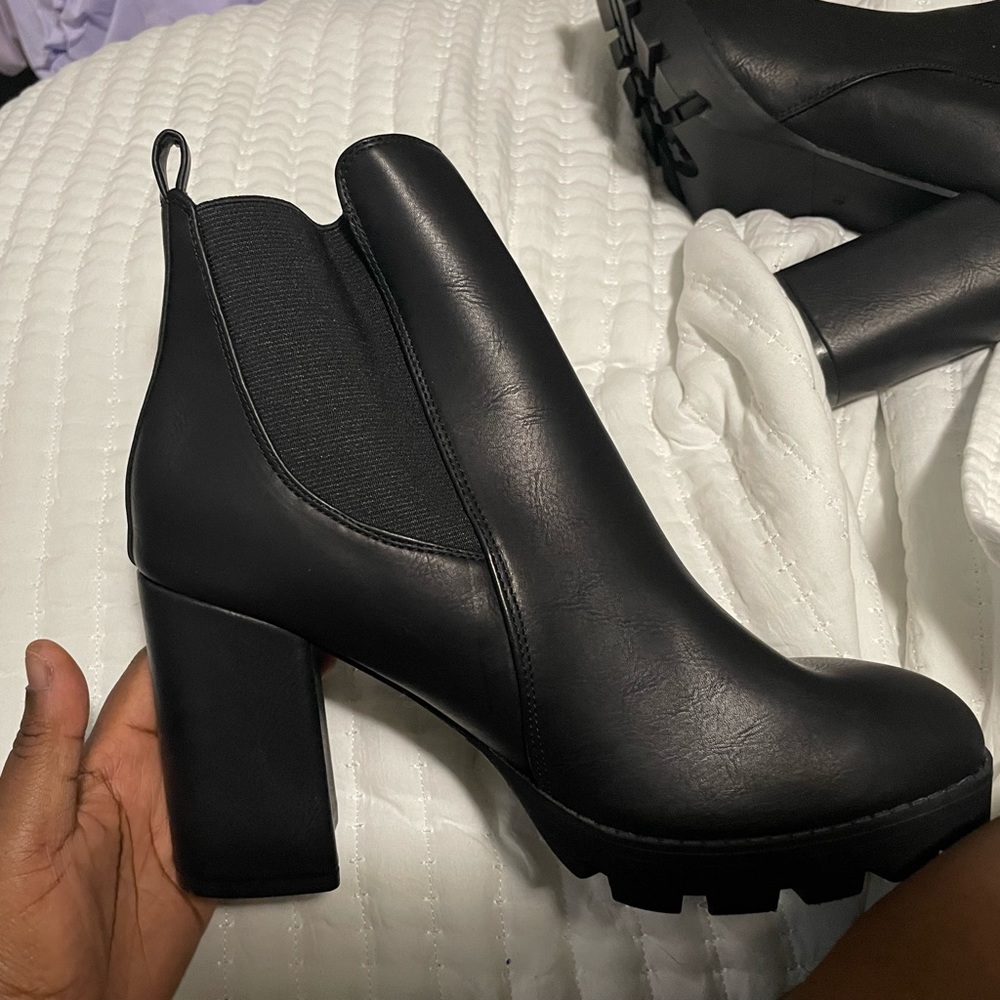 Black Ankle Leather Boots